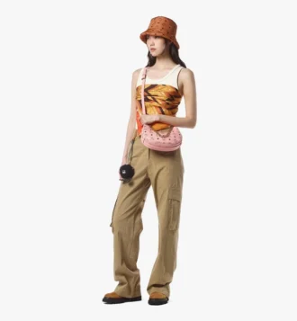 Aren Crescent Hobo-Tasche aus Visetos