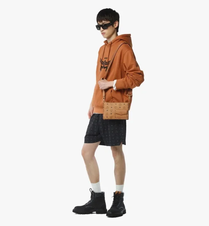 Aren Crossbody als Umhängetasche aus Visetos Aren Crossbody als Umhängetasche aus Visetos