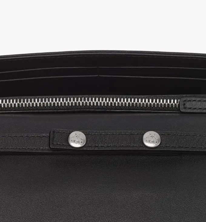 Aren Kettenbrieftasche aus geprägtem Monogram-Leder Aren Kettenbrieftasche aus geprägtem Monogram-Leder