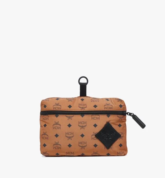 Aren Packable Tote aus Monogram-Nylon Aren Packable Tote aus Monogram-Nylon