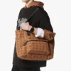 Aren Packable Tote aus Monogram-Nylon Aren Packable Tote aus Monogram-Nylon