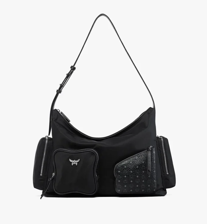 Aren Zip Hobo aus Econyl® und Leder mit Monogramm-Print Aren Zip Hobo aus Econyl® und Leder mit Monogramm-Print
