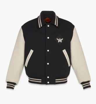 Essential Logo-Patch-Varsity-Jacke