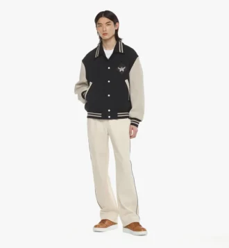 Essential Logo-Patch-Varsity-Jacke