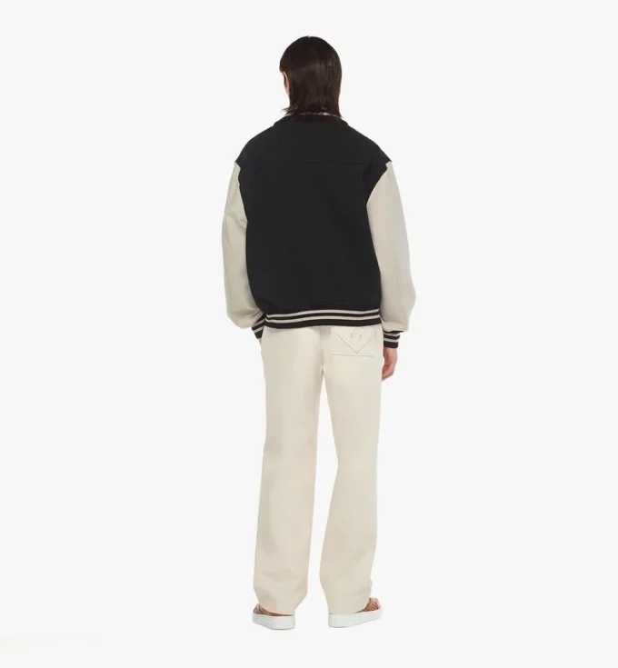 Essential Logo-Patch-Varsity-Jacke