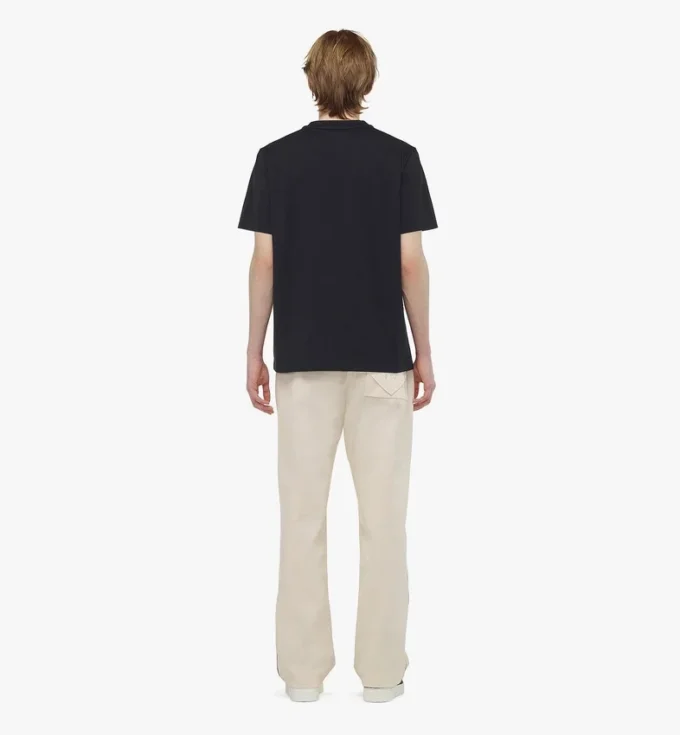 Essential Logo Pocket T-Shirt aus Bio-Baumwolle