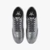 Federlite Sneaker aus metallischem Leder in Laurel Federlite Sneaker aus metallischem Leder in Laurel
