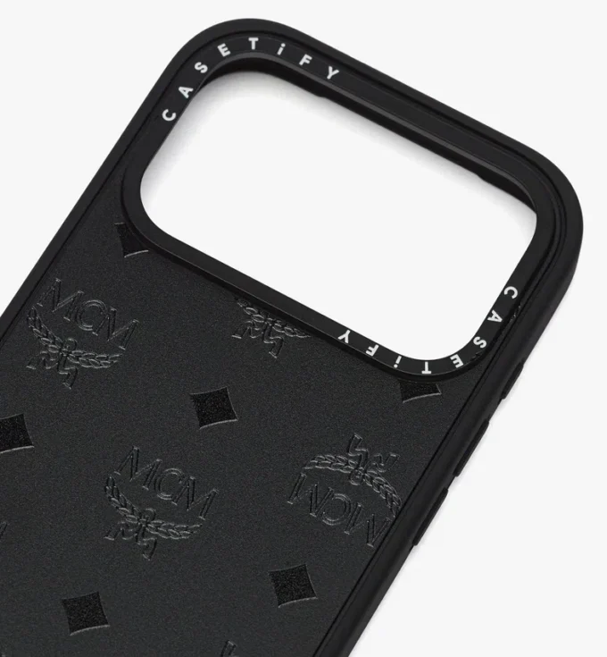 iPhone 17 Pro MCM x Casetify Monogram Impact iPhone-Hülle iPhone 17 Pro MCM x Casetify Monogram Impact iPhone-Hülle