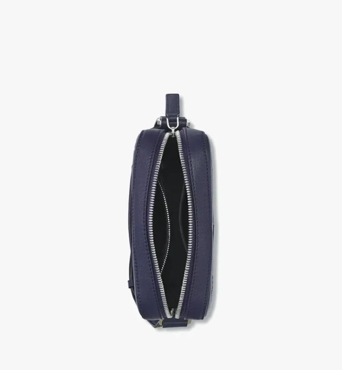 Klassik Crossbody aus Maxi Monogram-Leder Klassik Crossbody aus Maxi Monogram-Leder