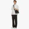 Klassik Messenger aus Leder mit Maxi Monogram Klassik Messenger aus Leder mit Maxi Monogram
