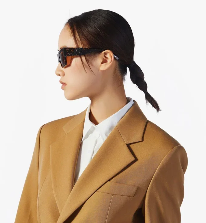 Laurel Geometric Sonnenbrille Laurel Geometric Sonnenbrille