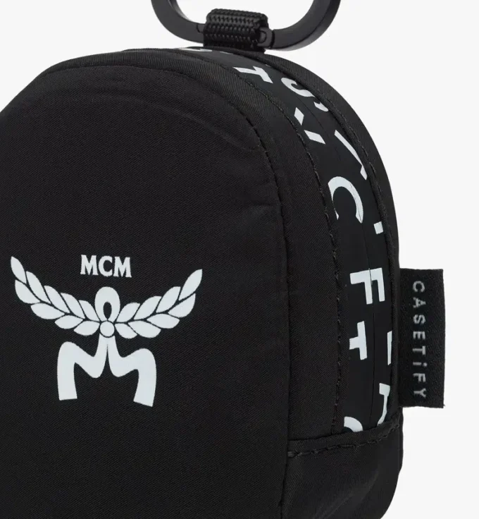 MCM X Casetify Airpods-Pouches-Anhänger