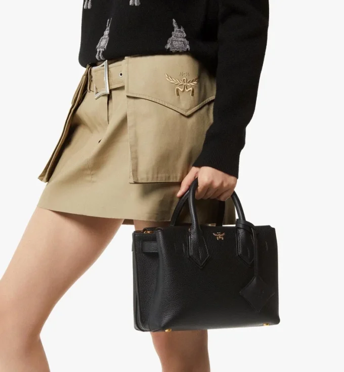 Milla Tote Bag aus genarbtem Leder Milla Tote Bag aus genarbtem Leder