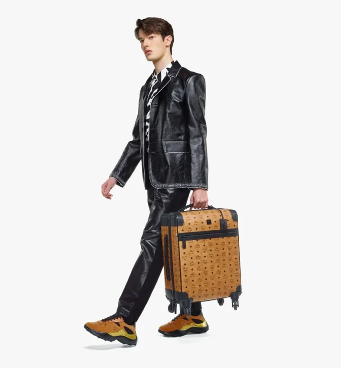 Ottomar Trolleys aus Visetos Ottomar Trolleys aus Visetos