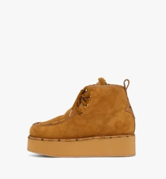 Plateaustiefel aus Kalbsveloursleder Plateaustiefel aus Kalbsveloursleder