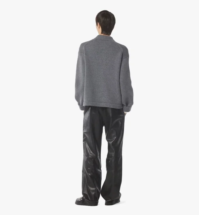 Reißverschluss-Strickjacke aus Wolle und recyceltem Kaschmir Reißverschluss-Strickjacke aus Wolle und recyceltem Kaschmir