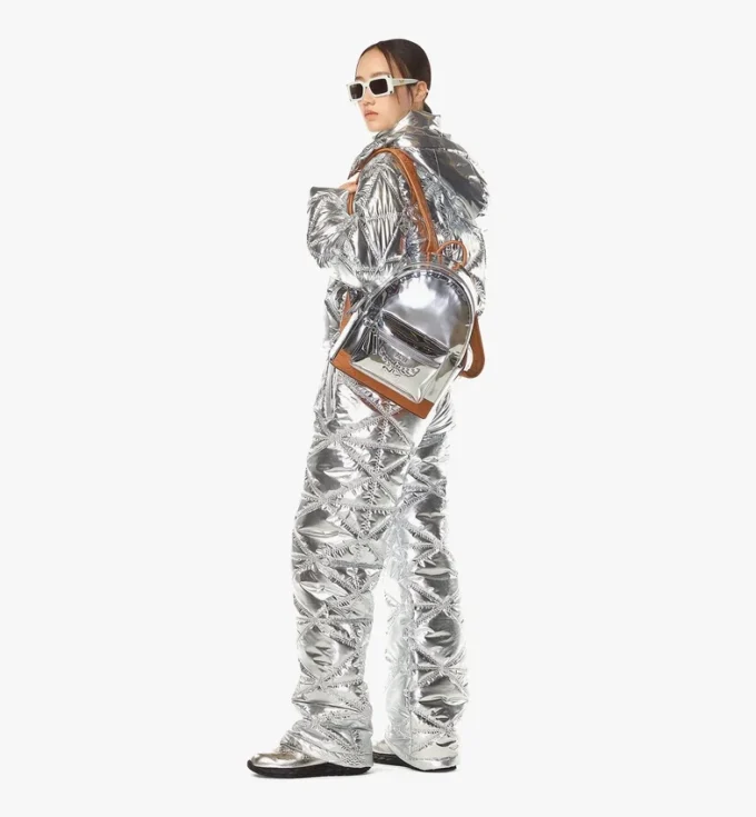 Stark Backpack aus metallischem Spiegel-Leder Stark Backpack aus metallischem Spiegel-Leder
