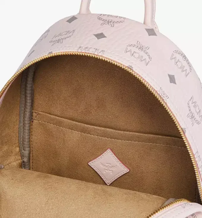 Stark Side Studs Rucksack aus Visetos Stark Side Studs Rucksack aus Visetos