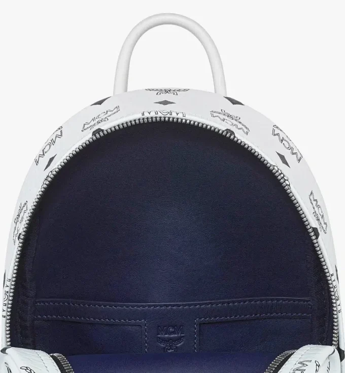 Stark Side Studs Rucksack aus Visetos Stark Side Studs Rucksack aus Visetos