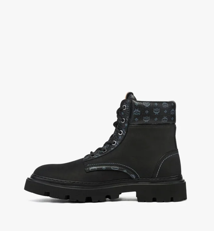 Stiefel aus Nubukleder und Leder mit Monogram-Print Stiefel aus Nubukleder und Leder mit Monogram-Print