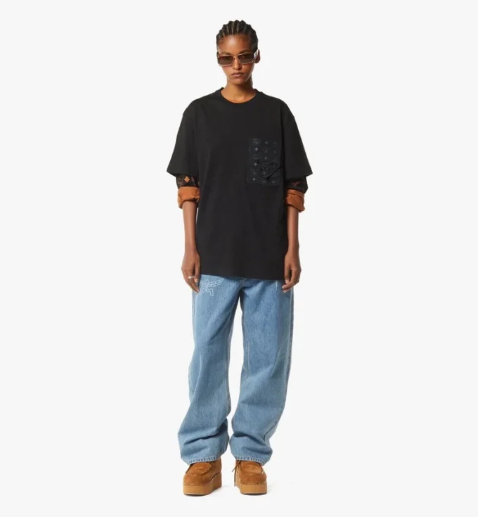 T-Shirt mit Monogramm-Aufnäher-Tasche aus Bio-Baumwolle T-Shirt mit Monogramm-Aufnäher-Tasche aus Bio-Baumwolle