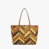 Toni Shopper mit Reißverschluss oben und Nieten in Mega Herringbone Visetos Toni Shopper mit Reißverschluss oben und Nieten in Mega Herringbone Visetos
